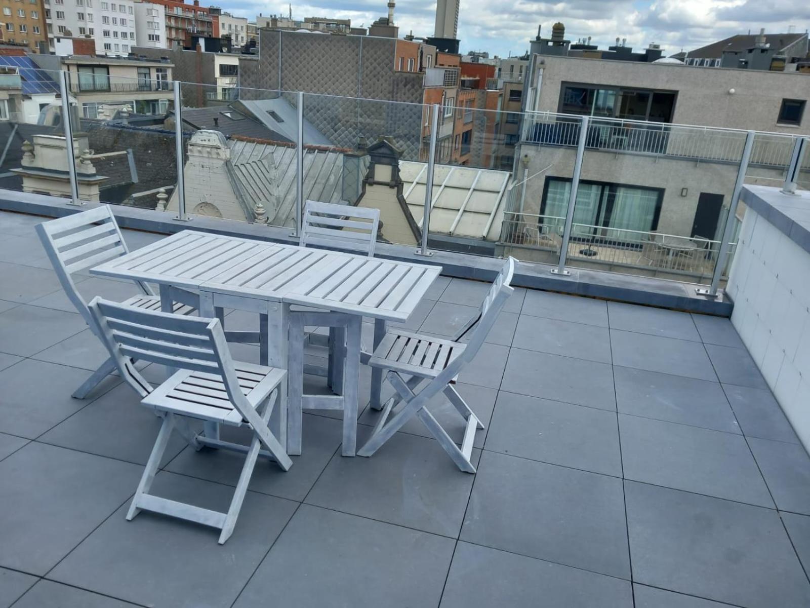 Gezellig Centraal Gelegen Penthouse Oostende Apartment ภายนอก รูปภาพ